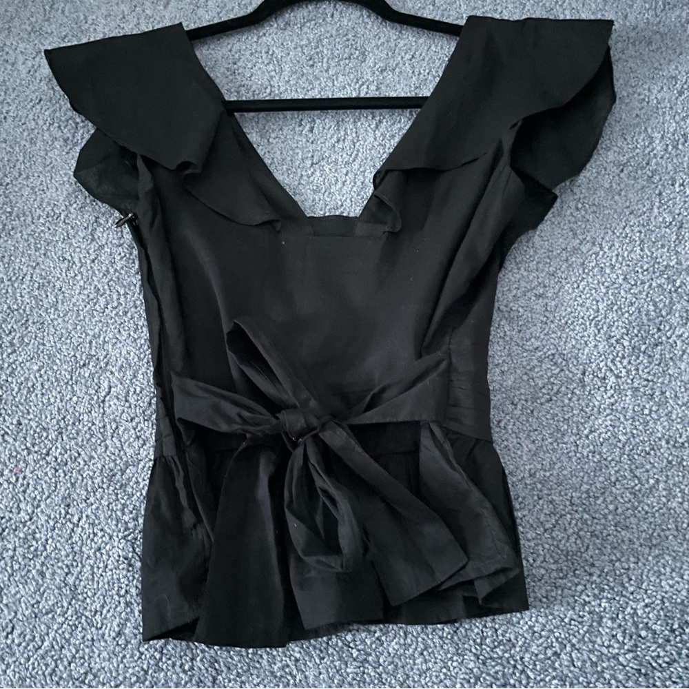 H&M Peplum Blouse  Black Ruffled V-Neck - Women's Size 2 - Picture 2 of 9